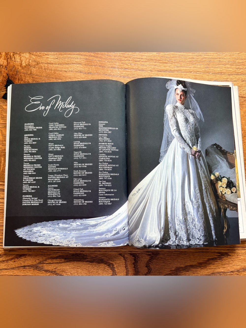 Vintage Modern Bride Magazine October/November 1988- 391 pages - Picture 10 of 12